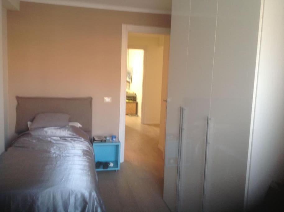 Appartamento Zona Porto A 10 Mn A Piedi Dal Mare *